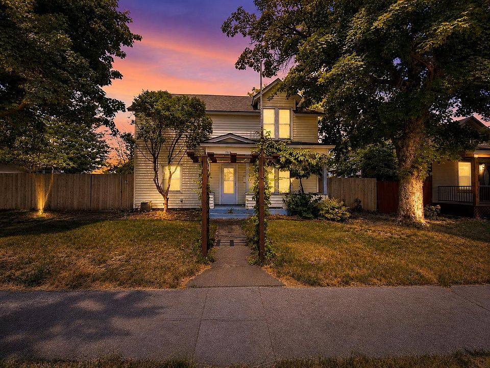 1st image of 2414 N Dakota St