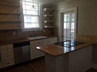 1121 12th Ave, Huntington, WV 25701