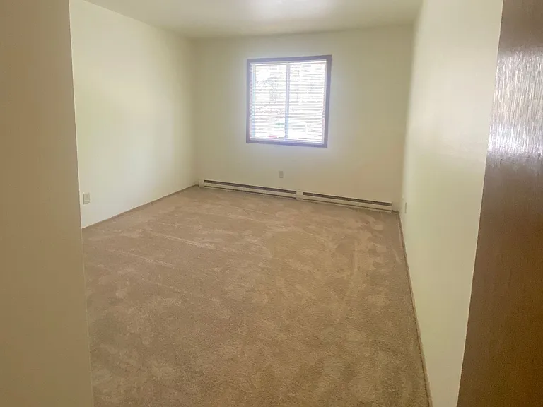 145 North Ave — Photo 8