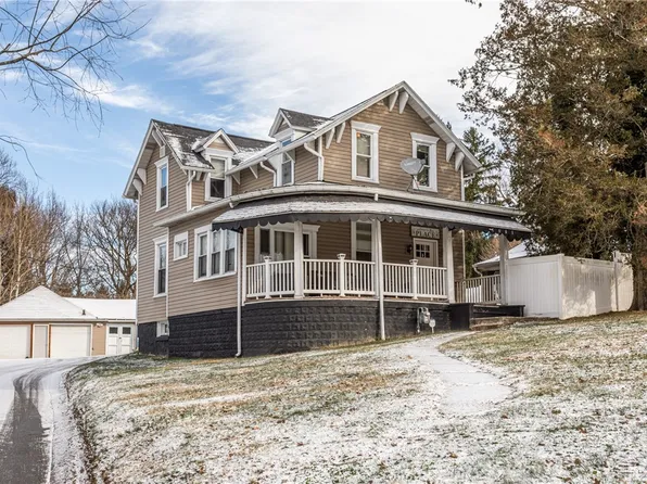 1001 Springfield Pike, Connellsville, PA 15425