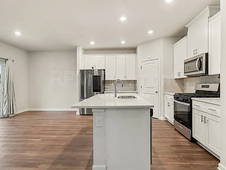 760 Sara Meadow Rd — Photo 18