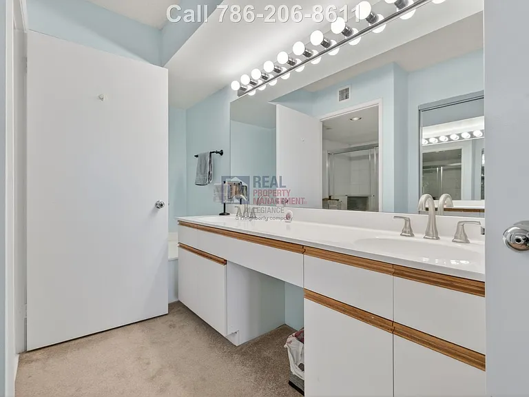 3400 NE 192nd St #1402 — Photo 17
