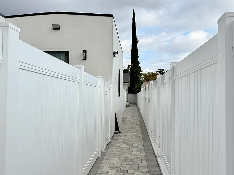 1344 Thompson Ave #A — Photo 2