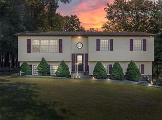 3 Ivy Ln, Pomona, NY 10970