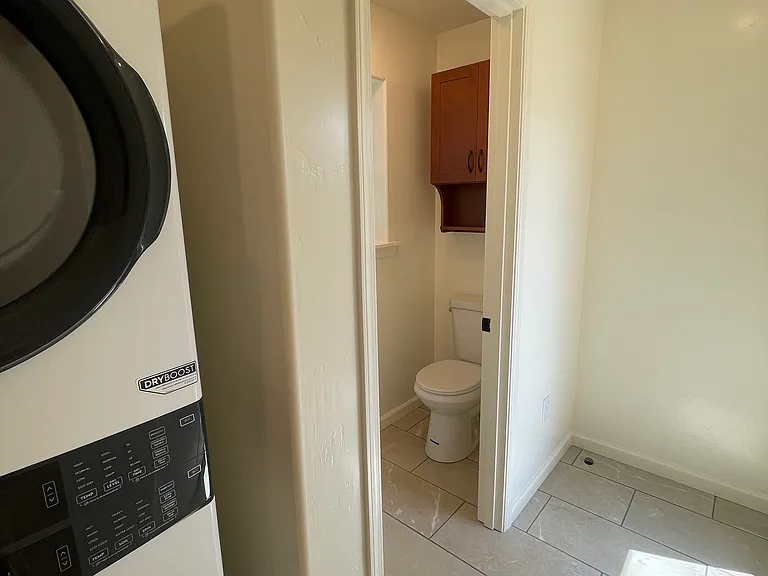 4676 Fieldbrook Rd — Photo 3