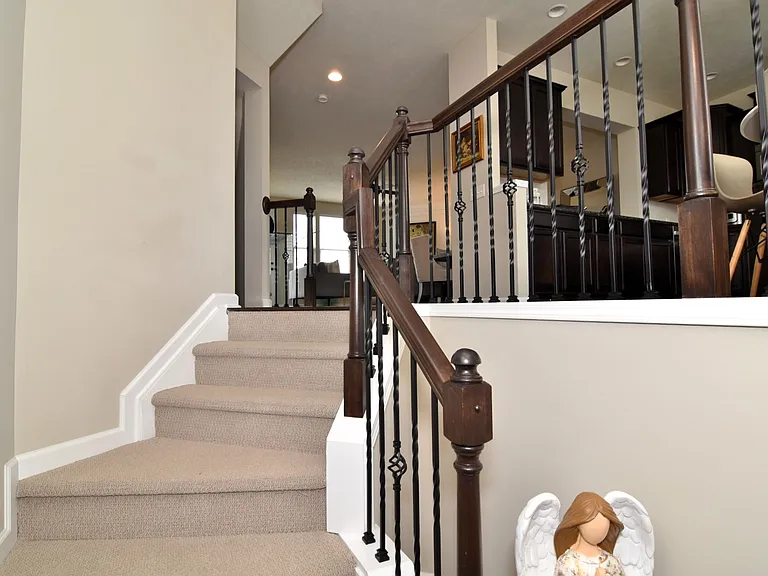 6470 Park Pointe Ct — Photo 4