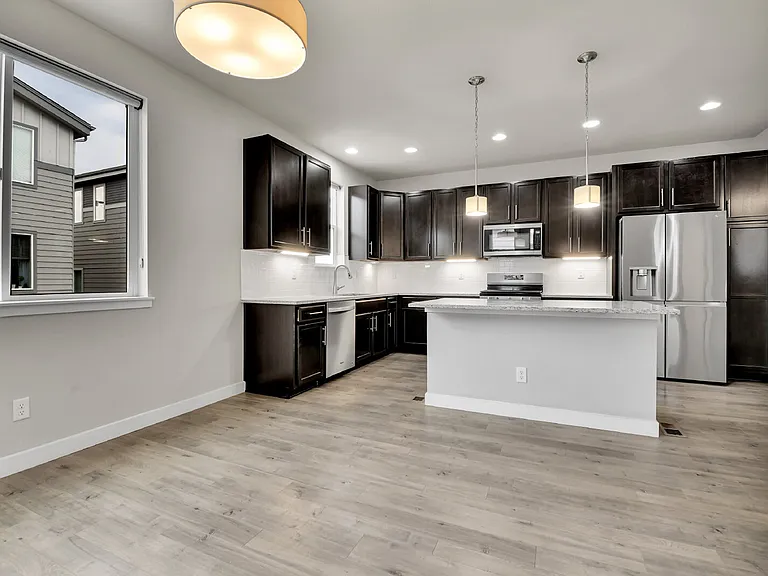 2350 S Troy Ct — Photo 14