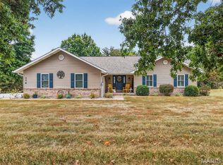 114 Quail Trl, Winfield, MO 63389