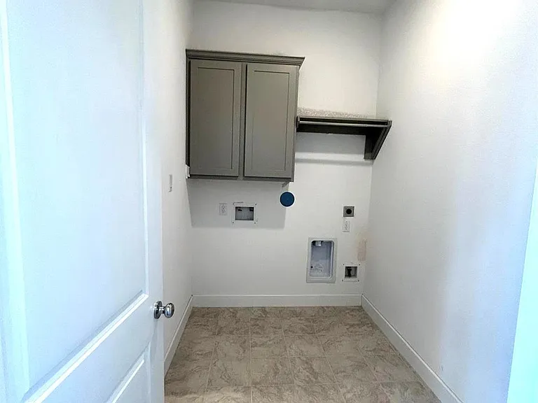 9834 Violet Landing Ln — Photo 13