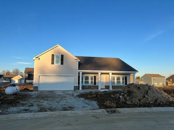 223 Maggie Ln, Batesville, IN 47006