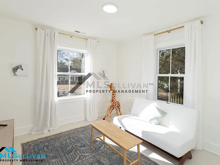 1803 Hillcrest Dr — Photo 19