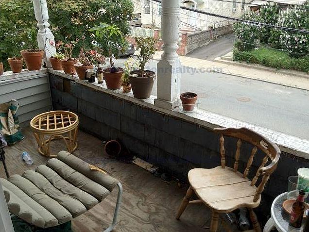 2nd image of 28-34 Foster St #U32
