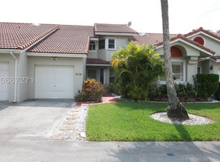 7458 Pinewalk Dr S, Pompano Beach, FL 33063
