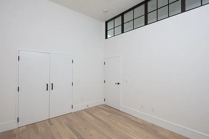 510 Julia St — Photo 18