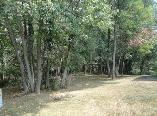 Fir Dr, Triadelphia, WV 26059