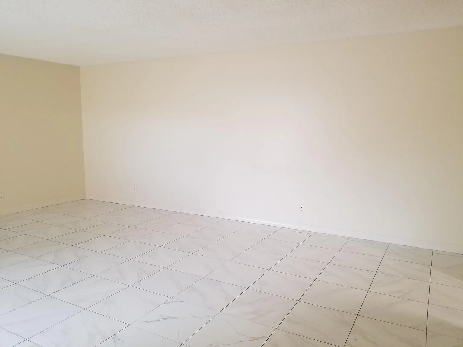 2 bed, 2.0 bath, 1280 sqft, $1,600 — Photo 3