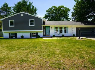 3814 Goldstein Ln, Louisville, KY 40272