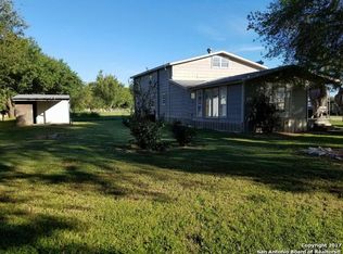 12177 Pearsall Rd, Atascosa, TX 78002