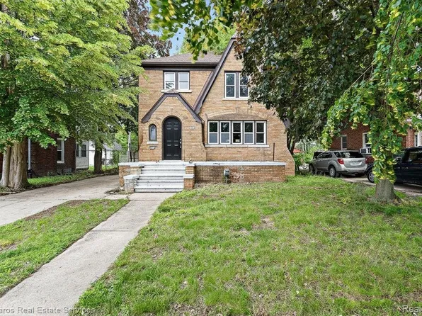 9417 E Outer Dr, Detroit, MI 48213