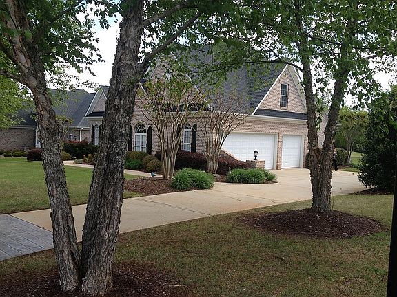 Oversized 3 Car Garage  