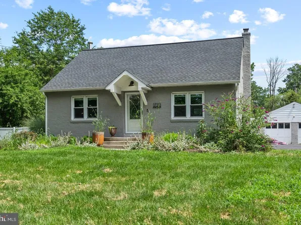 1723 N Line St, Lansdale, PA 19446