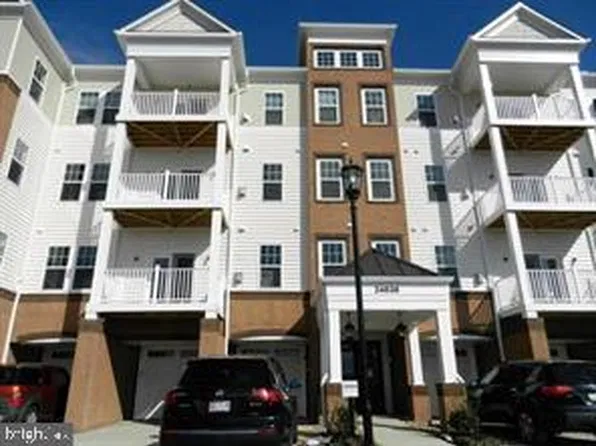 24636 Woolly Mammoth Ter Unit 303, Aldie, VA 20105