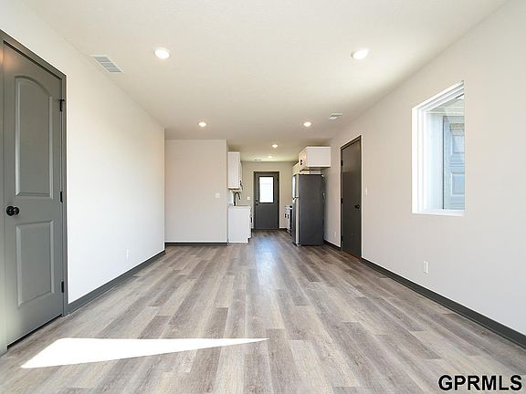 5th image of 3092 Dawn Dr