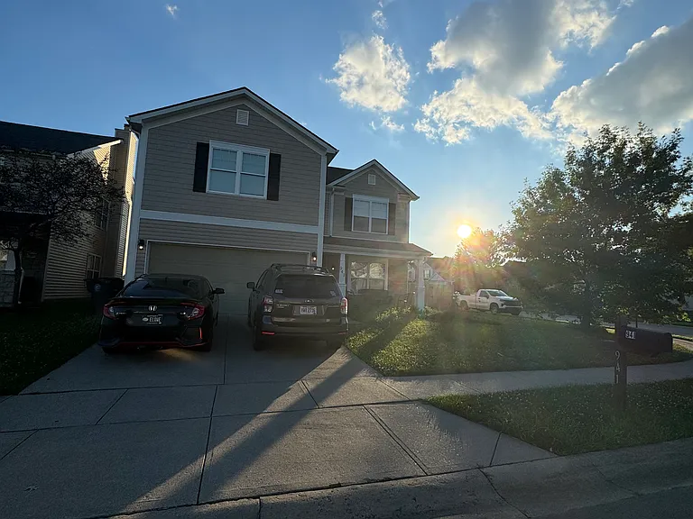 Applecross Dr — Photo 1