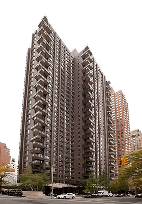 Sold by Corcoran | media 15