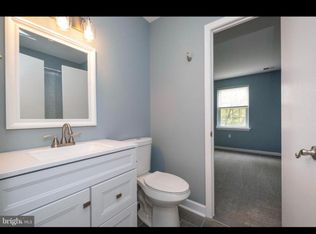 8205 Whispering Oaks Way APT 301, Gaithersburg, MD 20879