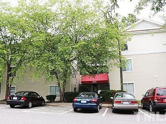 2nd image of 1511 Graduate Ln APT 4