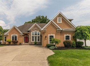 9485 Woodchip Ln, Broadview Heights, OH 44147