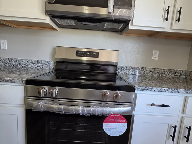 235 Lansing St #2 — Photo 6