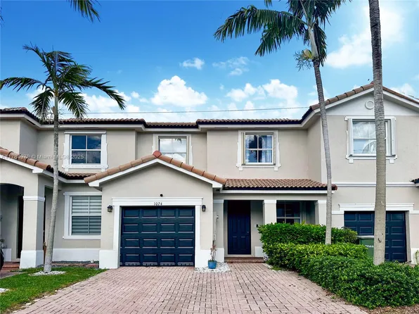 1074 NE 41st Pl, Homestead, FL 33033