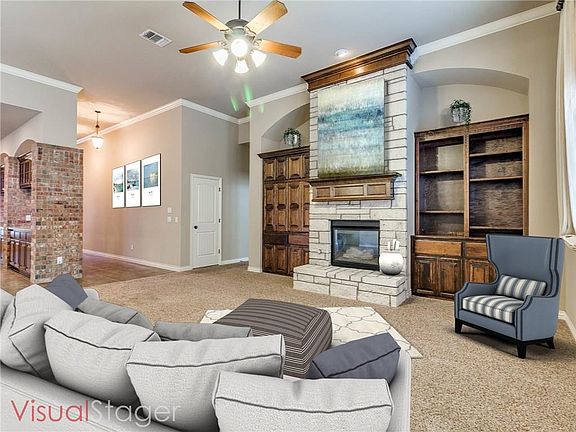 5th image of 2424 NW 180th St