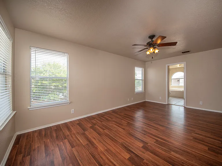 518 Reba — Photo 14