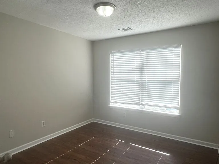 401 Timberwind Dr — Photo 30