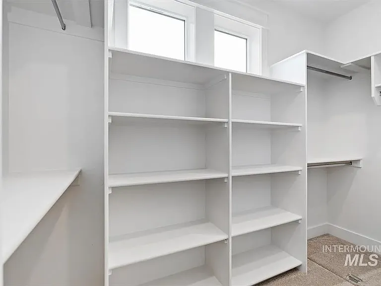 8369 W Meltwater Ln — Photo 7