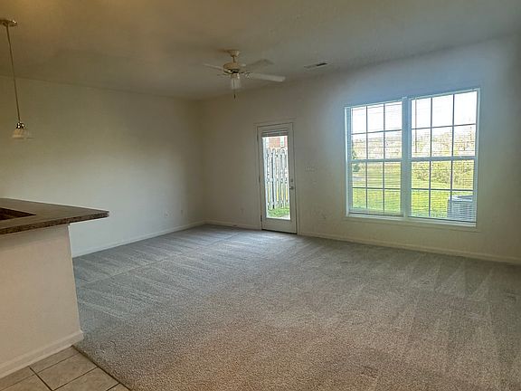3rd image of 4352 Evangeline Ln #4352E