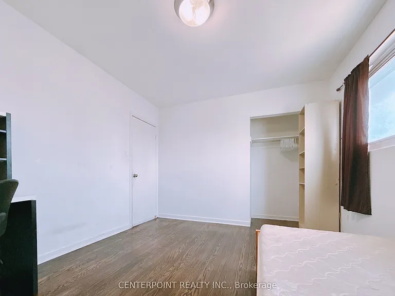 9 Oakmeadow Blvd #2 — Photo 8