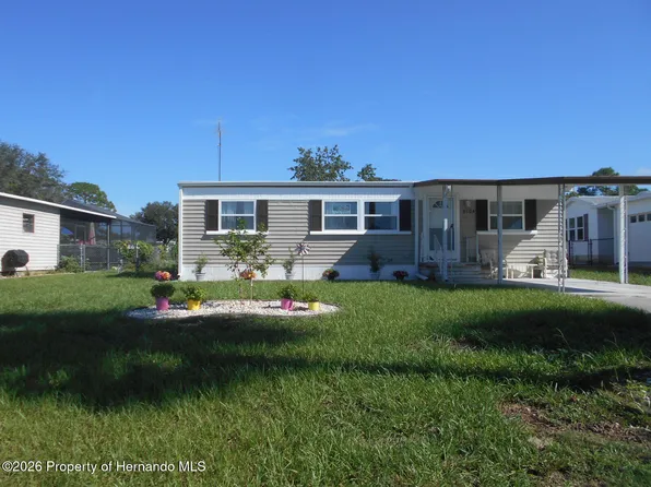 8104 Dinsmore St, Brooksville, FL 34613