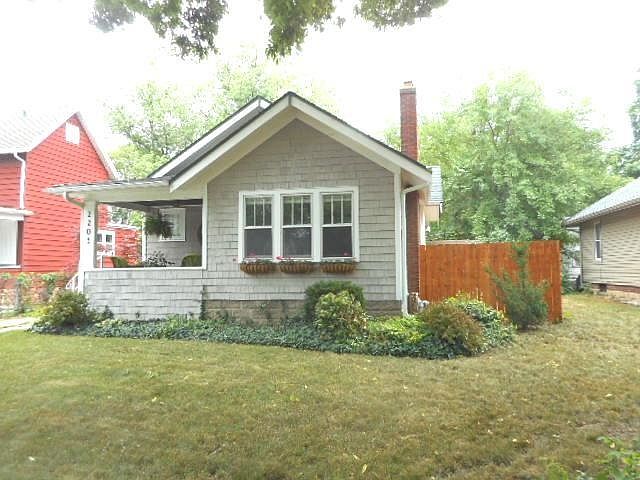 1st image of 2203 Wallace St