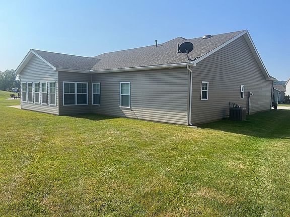 4th image of 52 Loraine Way