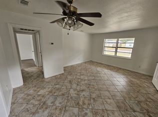 370 Okaloosa Rd, Fort Walton Beach, FL 32548