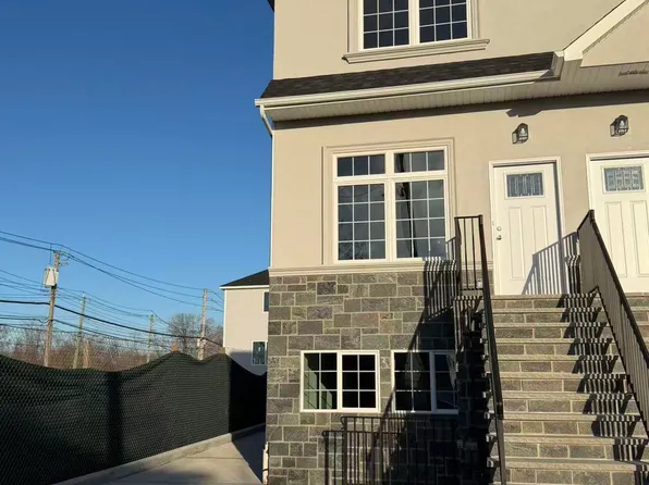 493 Colon Ave, Staten Island, NY 10308