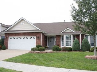 5441 Heatherbluff Ct, Saint Louis, MO 63128