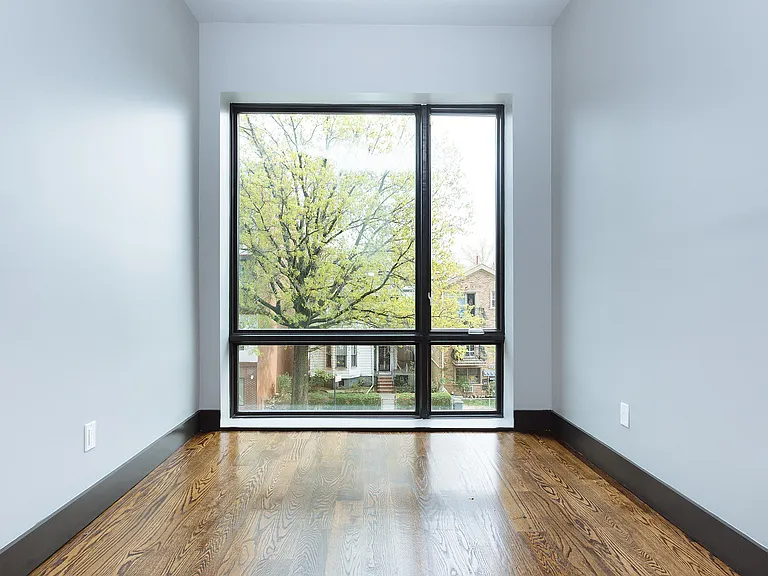 237 Hawthorne St #4A — Photo 9