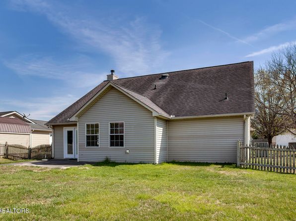 7763 Applecross Rd, Corryton, TN 37721