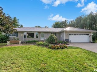 816 100th St, Joy, IL 61260