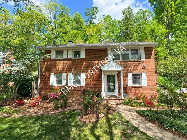 6413 Berkshire Dr, Alexandria, VA 22310